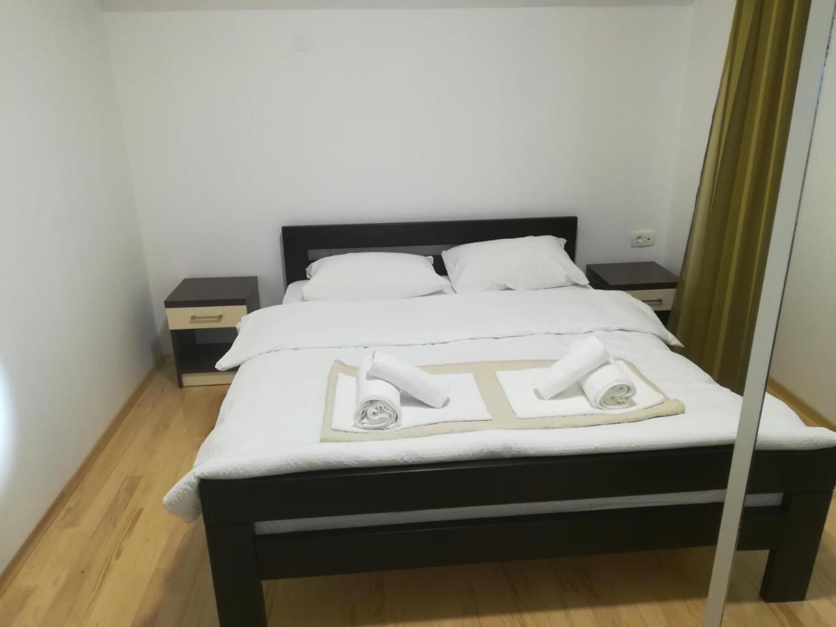 Vignjista Hotel ปลูชิเน ภายนอก รูปภาพ